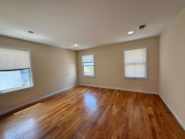 77 Forest St Unit 2