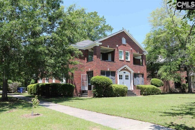 303 King St