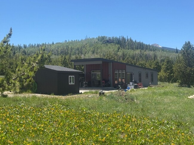 Building Photo - Captain's Cove Cabin Winter Rental