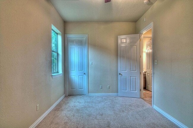 Photo - 3505 Jackson St