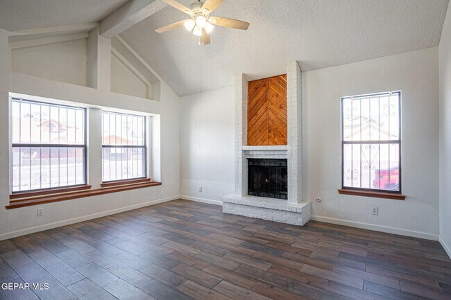 Photo - 10968 Whitey Ford St