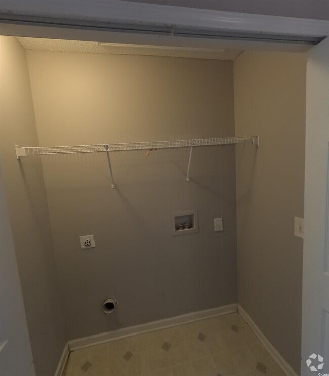 Building Photo - 309 Seabert Rd Rental