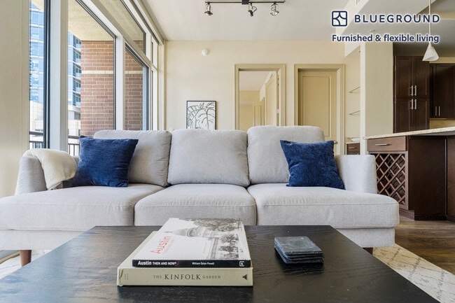 Photo - 101 Colorado St Unidad FL7-ID336