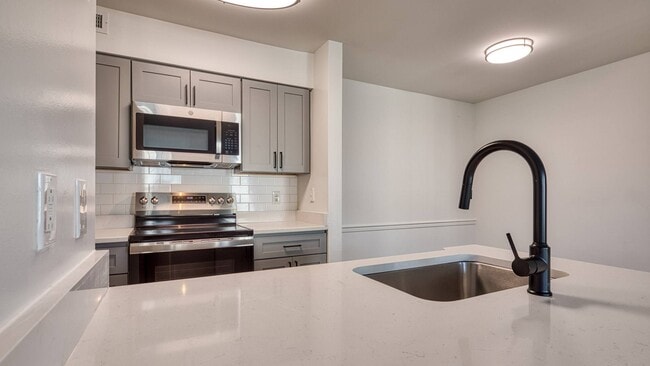 Latitudes Apartments