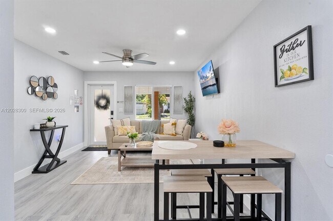 Photo - 1218 NW 2nd Ave