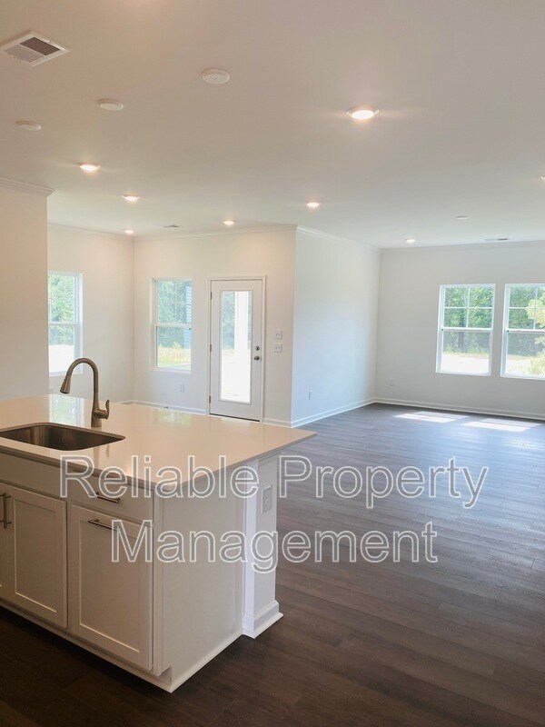 Photo - 651 Roy Adams Rd