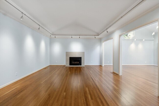 Photo - Charming 3-Bedroom Home with Office in desirable Old Palo Alto neighborhood Avail Feb 7th
