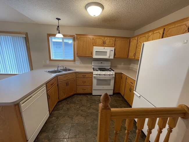 Building Photo - 23181 Dakotah St NW