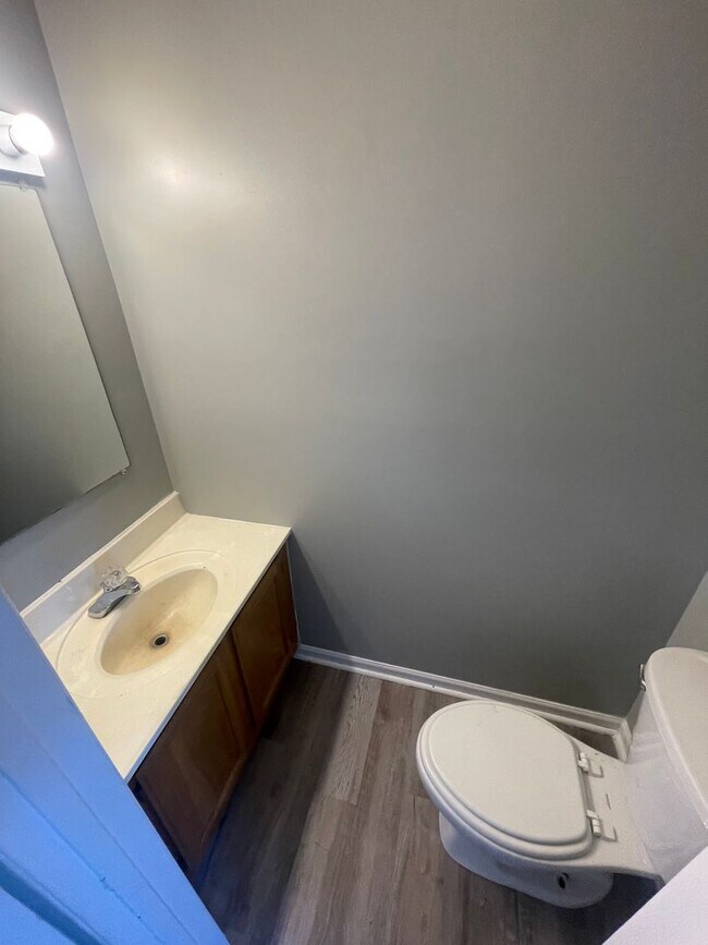 Large Townhome Available in 21222! House Rental in Dundalk, MD