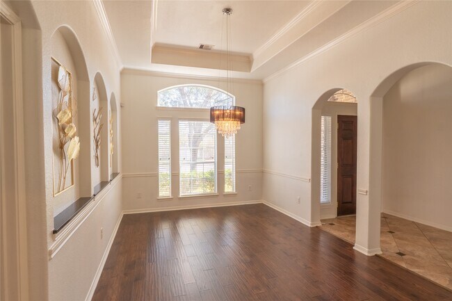 Photo - 4408 Chevy St