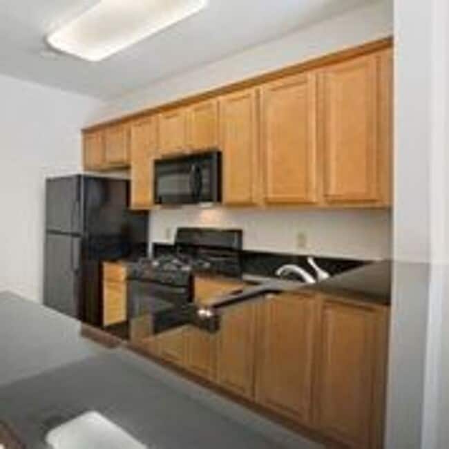 Photo - Millpond at Franklin Lakes