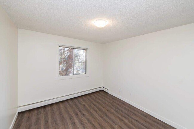 Photo - Sunalta 1626 Apartments