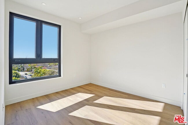 Photo - 1110 Spaulding Ave Unidad 102