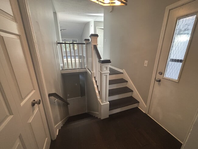 Photo - Beautiful 2-bedroom Condo