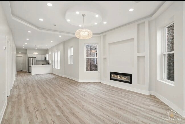 Photo - 5753 S Peoria St