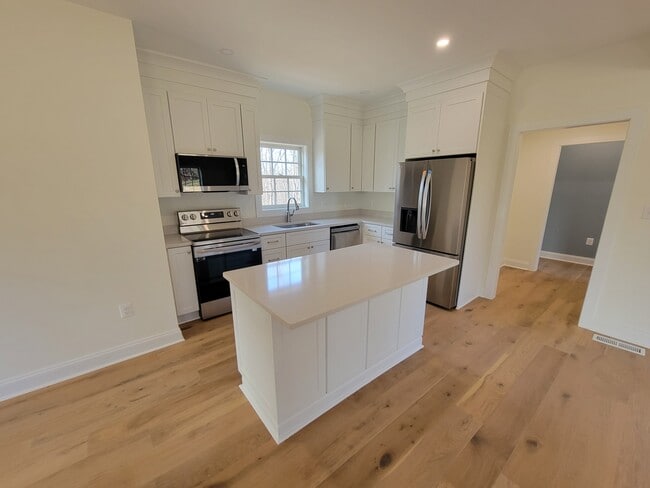 Photo - 7143 Hesperides Dr