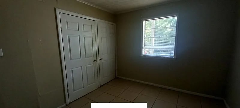 Photo - 2401 S Linden St Unidad 2