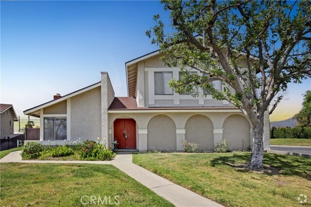 Building Photo - 3081 Shasta St Rental
