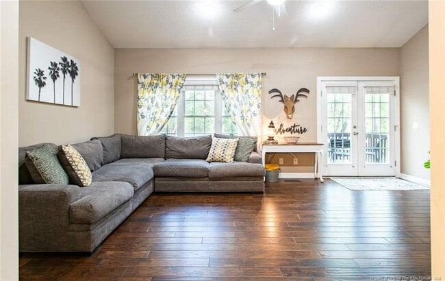 7000 Pine Rd