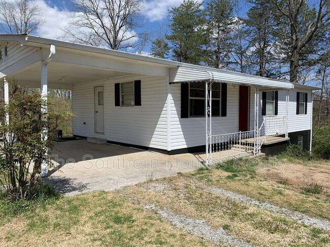 Photo - 123 Hickory Hill Dr House