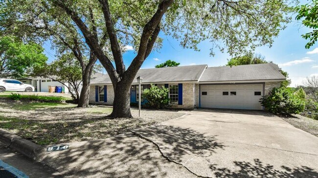 Photo - 910 Rocky Spring Rd