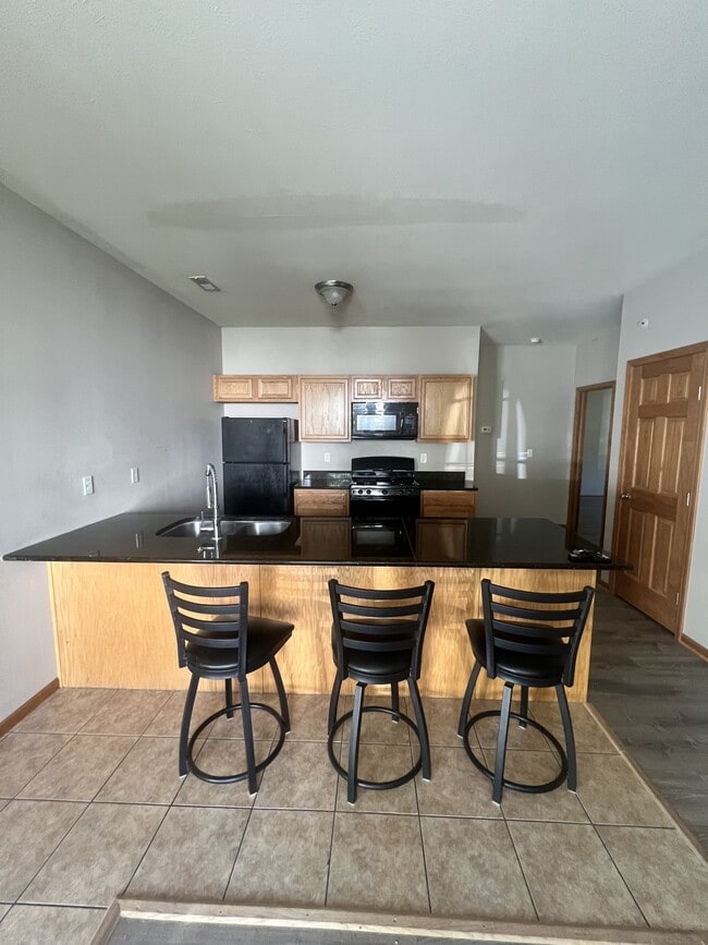 Photo - 10180-10183 Clearwing Ln