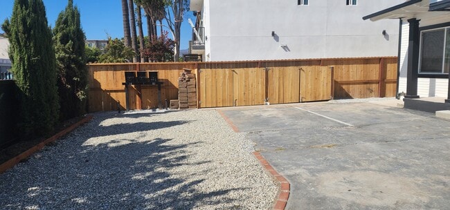 Photo - 950 N Kingsley Dr Unidad 952