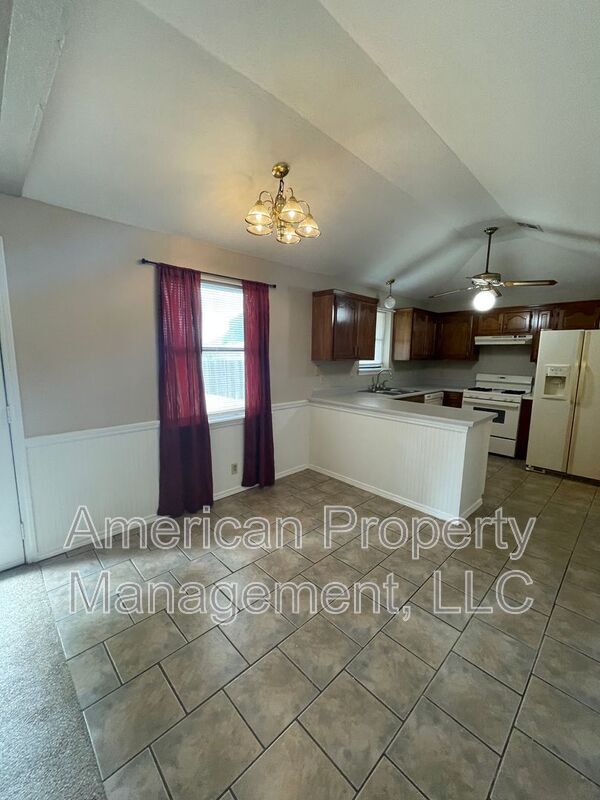 Photo - 9804 N 107th E Ave