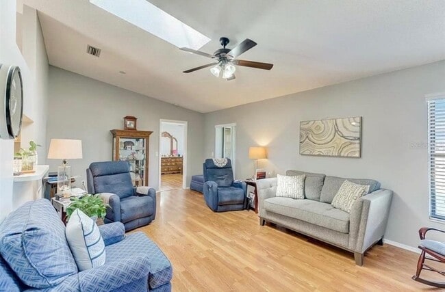 Photo - 2462 Briar Oak Cir