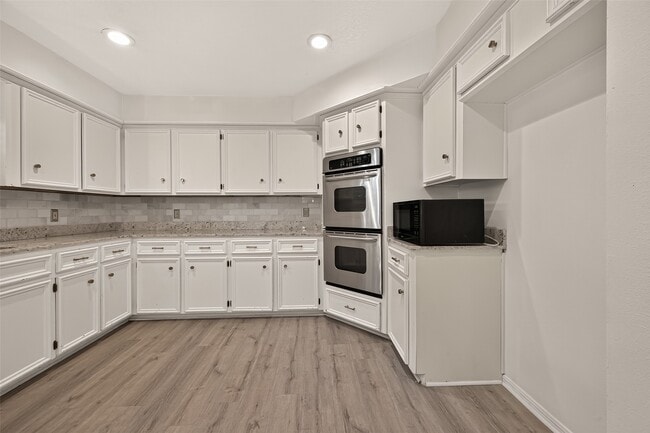 Photo - 12619 Chriswood Dr