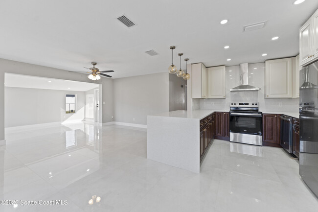 Photo - 2373 Allan Adale Rd