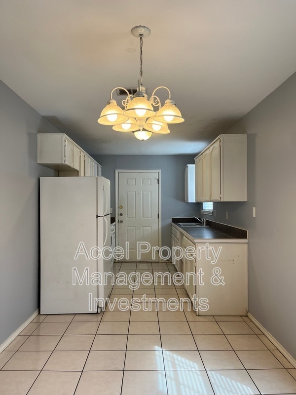 Photo - 1522 W Nolana Ave Unit A