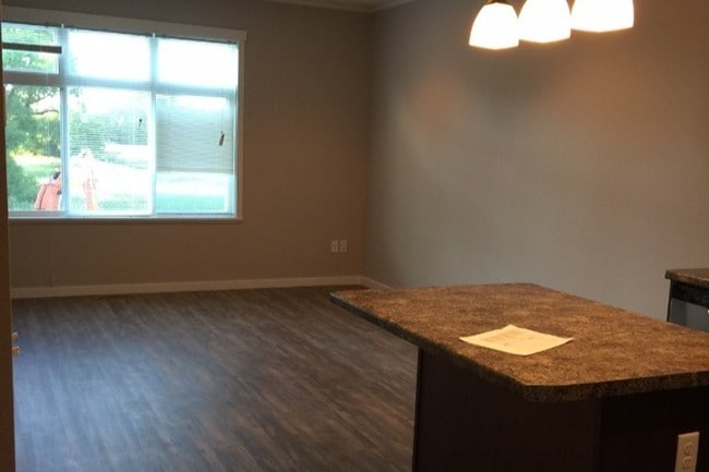 Photo - 101 Eagle Ave