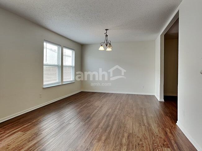 Photo - 9951 Sapphire Berry Ln