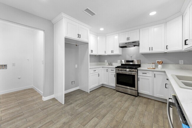 Photo - 120 E Rose Ave Casa