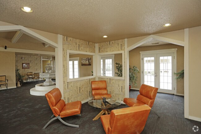 Clubhouse Lounge