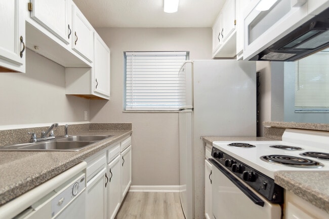 Photo - 4836 Atlantic Blvd Townhome