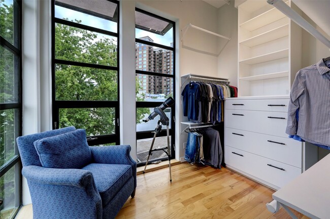 Photo - 5002 Milam St