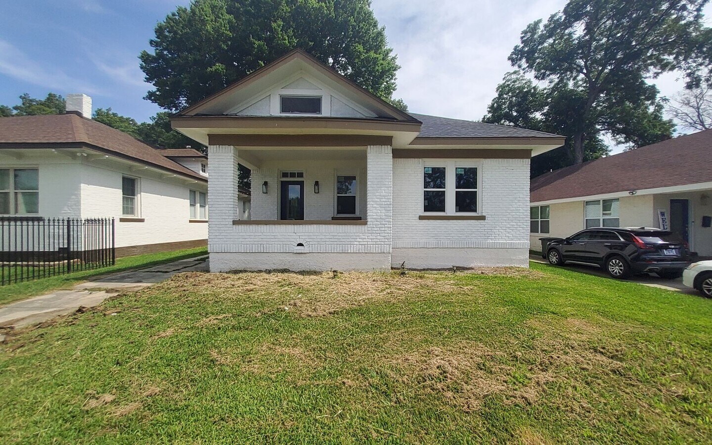 Photo - 1074 Forest Ave House