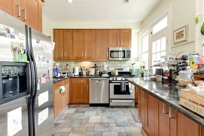 1414 Taylor St NW