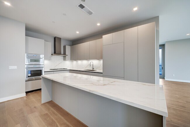 Photo - 1711 Allen Pkwy Unit 2203