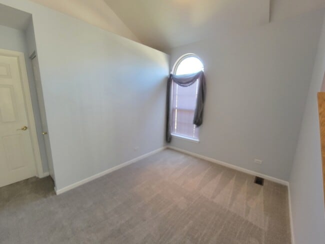 Photo - 609 Prestwick Ln