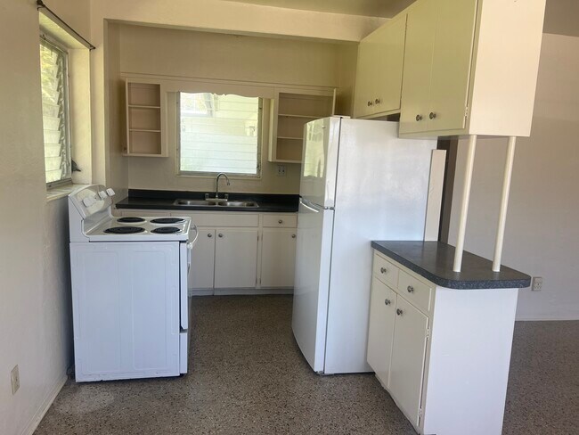 Photo - 505 NE 150th St Unidad 1