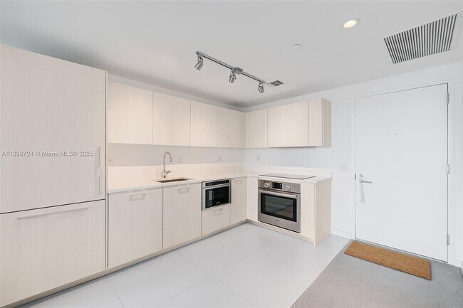 Photo - 501 NE 31st St Unit 1509