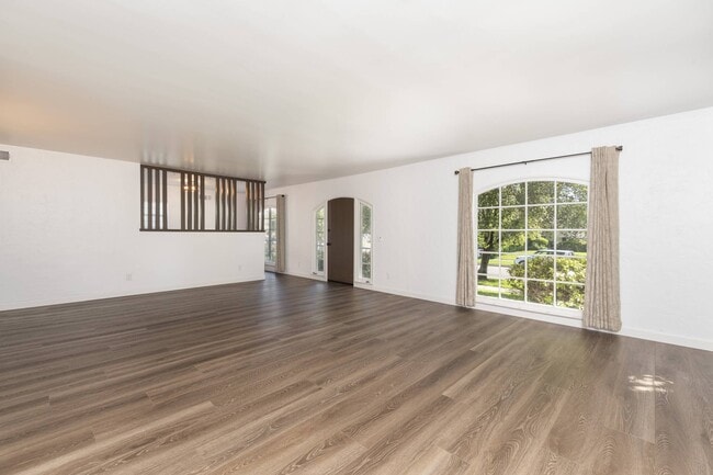 Photo - 4213 Wilkinson Ave