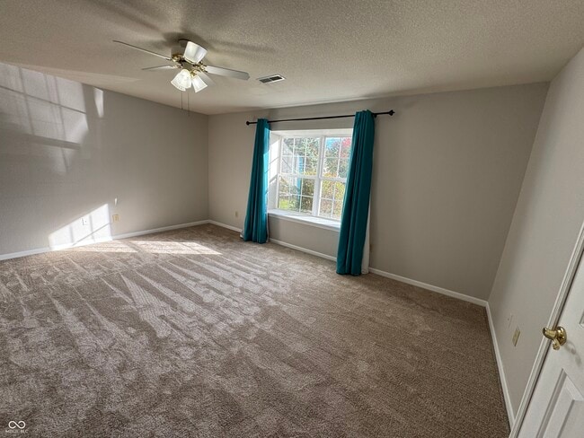 Photo - 4630 Welton St