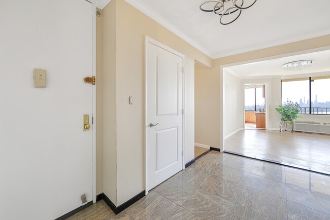 Photo - 200 Winston Dr Unit 2019
