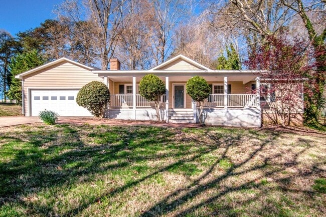 Photo - 2089 Rock Springs Cir