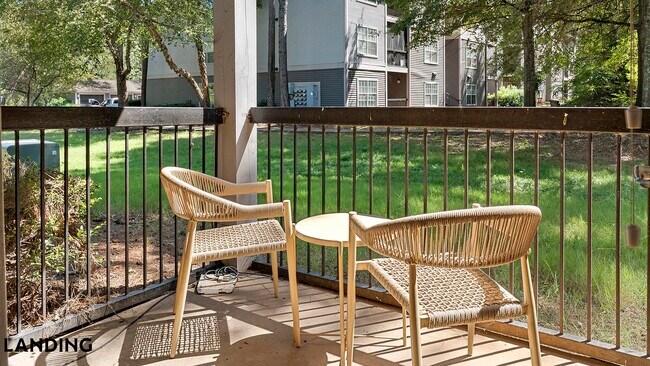 Photo - 3470 Mt Zion Rd Unidad 1309