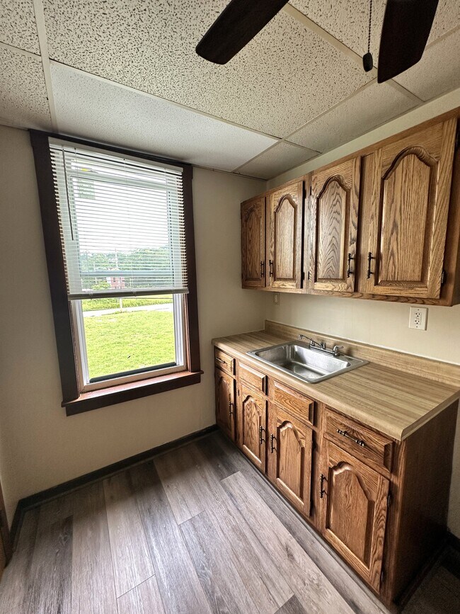 Photo - 525 Larimer Ave Unit 1